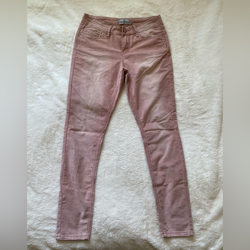 Light Pink stretchy corduroy jeans size 7 skinny
